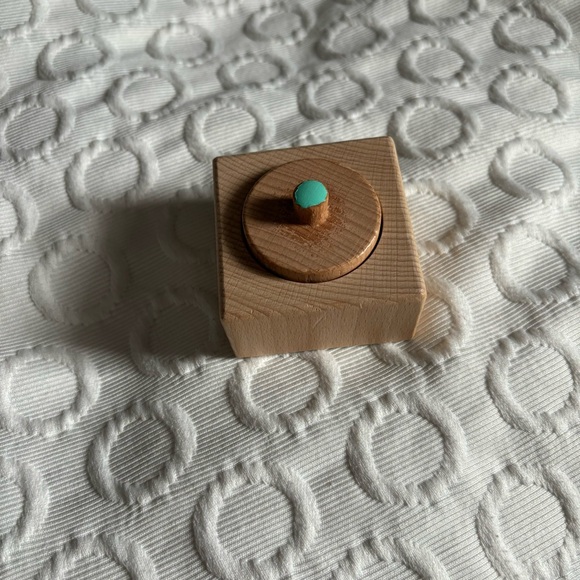 Lovevery The Thinker play kit (partial), months 11-12 - Picture 6 of 7